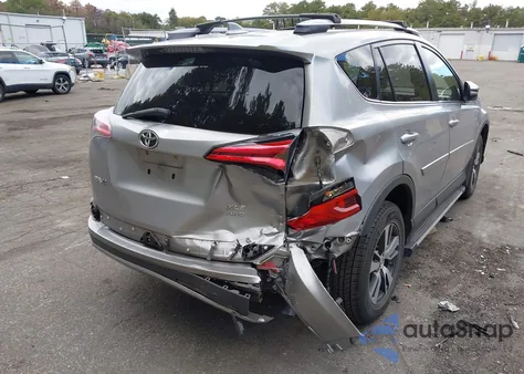 2018 Toyota Rav4 Xle from USA, damaged, VIN JTMRFREV0JD234227